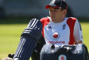 Eoin Morgan has called for England to take the attack to Sri Lanka's spinners