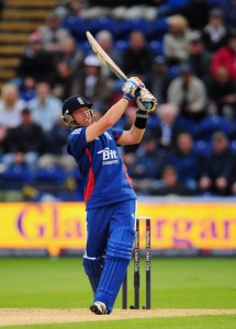 Ian Bell demonstrates the concept of smiting to row Z.